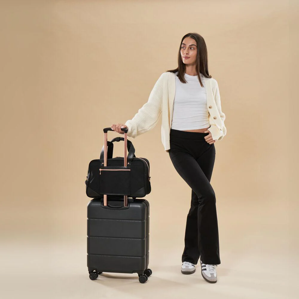 Carry On Set with the Seville Suitcase and 30L Vela holdall - Black - Image 3